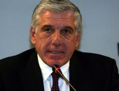 Η απολογία του Παπαντωνίου για φρεγάτες και «μαύρο χρήμα»: Οι «δόλιες συρραφές» και «το ταξίδι στο διάστημα»